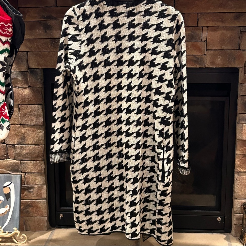 Hannah Houndstooth Long‎ Cardigan Duster Sweater Size Small/Medium - Picture 6 of 6